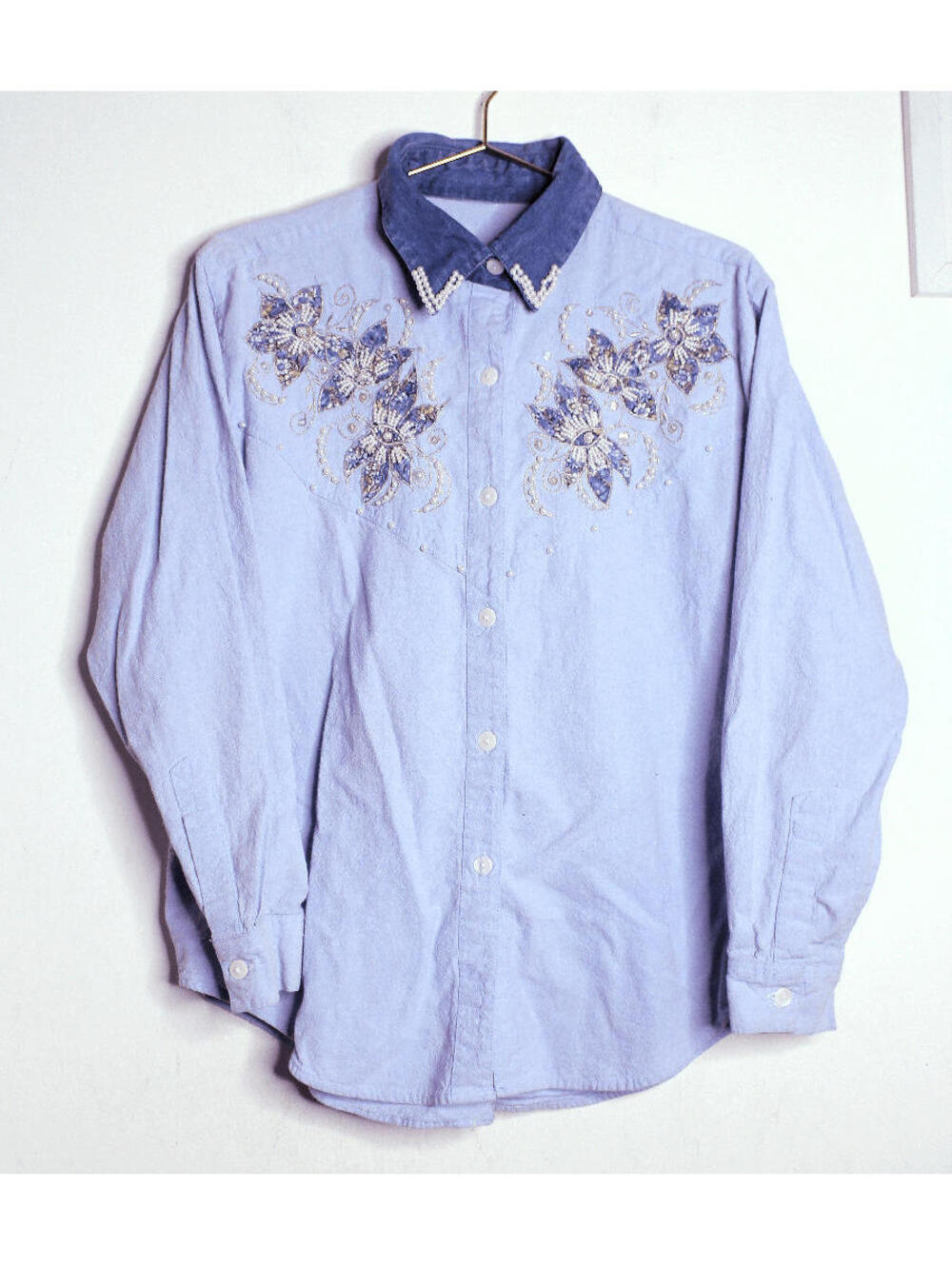 VTG Denim Beaded Embroidered Floral Patch Blouse - Medium